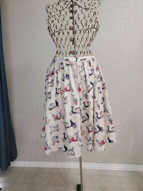 Cream Scooter-Print A Line  Skirt Size XL